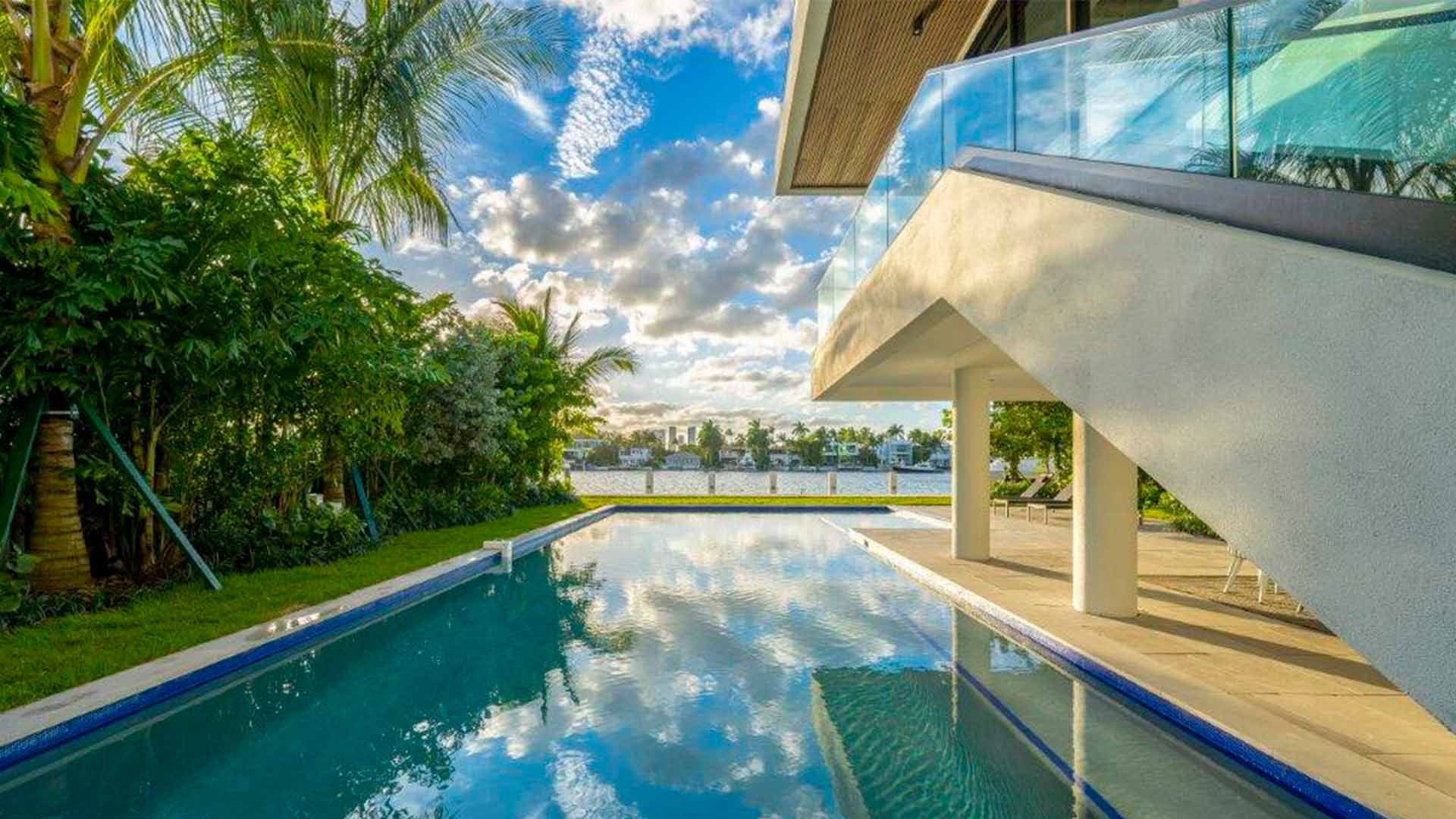 miami-sold-40 W Rivo Alto-six